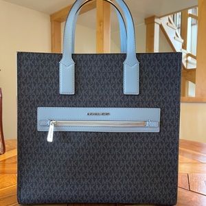 Michael Kors Large Logo Kenly Tote